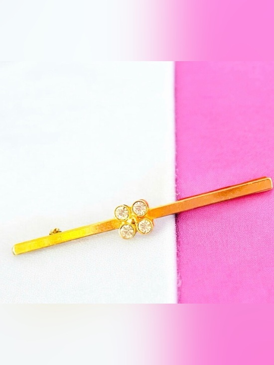 Jewelry - 🔴Vintage Avon Gold Tone Bar Brooch
